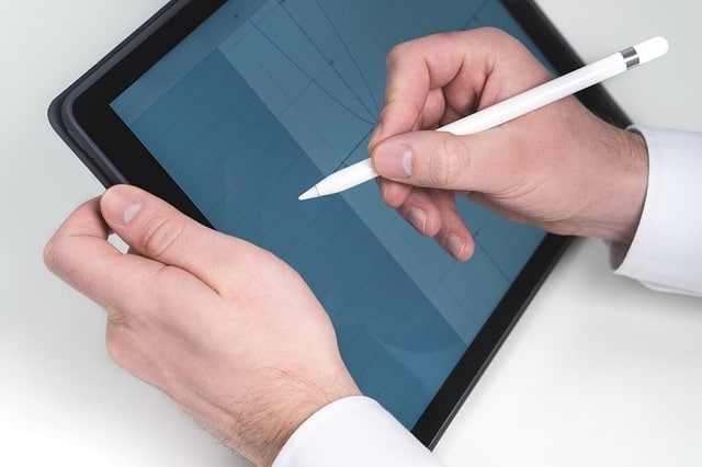 Choisir un stylo pour votre écran tactile : Avez-vous besoin d'un stylet  pour votre appareil mobile à écran tactile ?